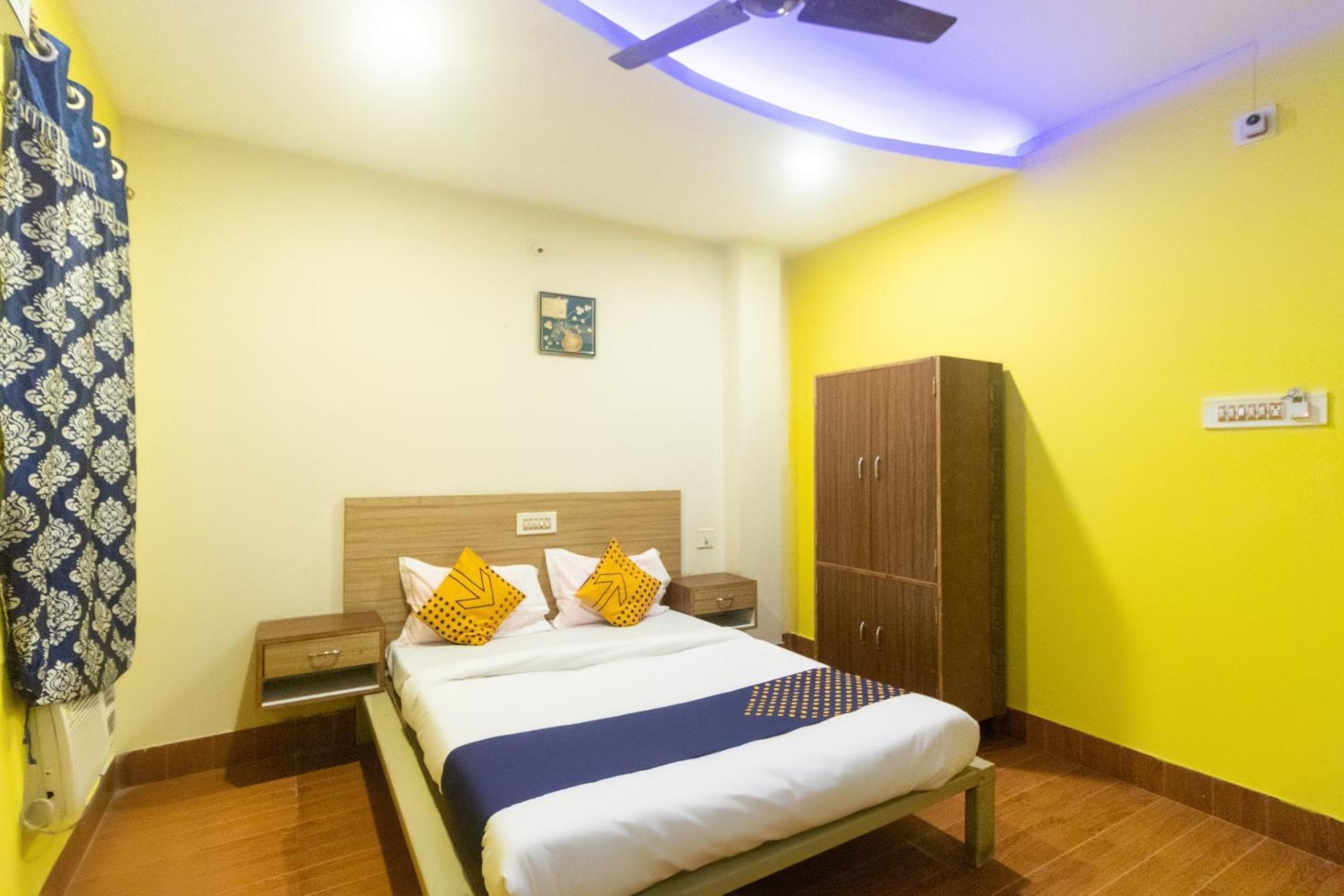 Spot On Prabir Residency Inn Urāli Exterior foto